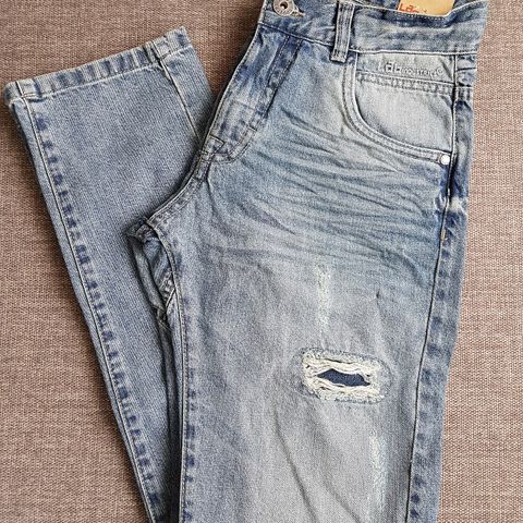 Jeans "destroy" gutt 164 cm blå