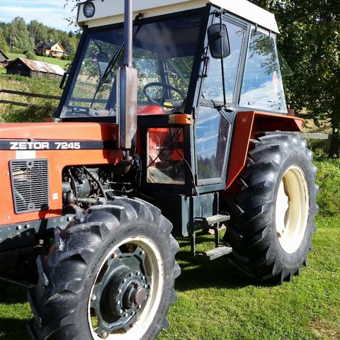 ZETOR ØNSKES KJØPT