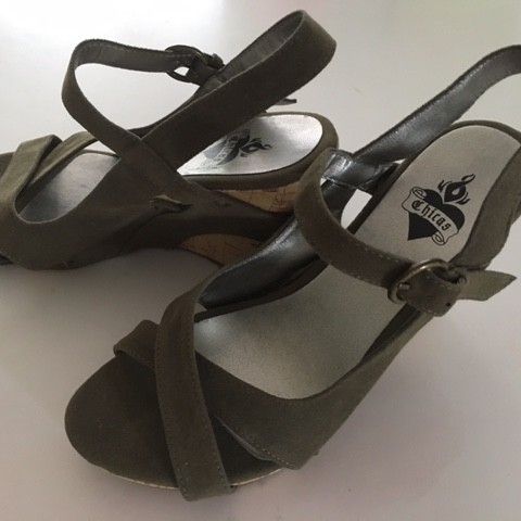 Chicas - kilehel sko  /sandal (helt nye) - str 38