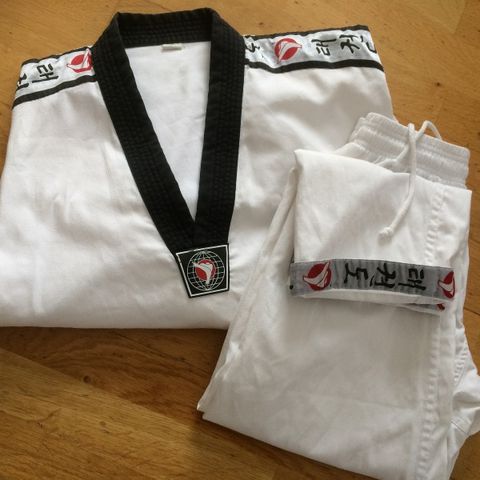 Taek Wondo drakt 160 cm