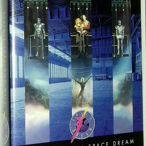 VHS SMALL BOX.DOK.MUSIKAL SPACE DREAM.Tysk språk.