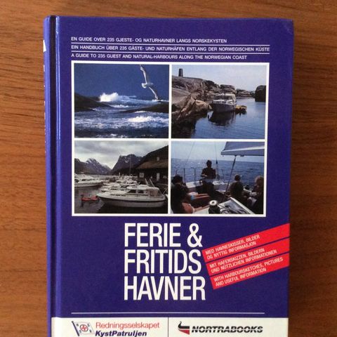 1 maritim bok «ferie & fritids havner» 288 s. H. 22 cm, B. 15,5 cm. Ny.