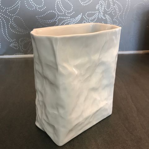 Papir vase, Porsgrunds porselænsfabrik