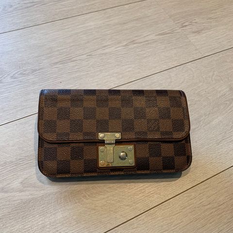 Louis Vuitton Ascot lommebok/clutch