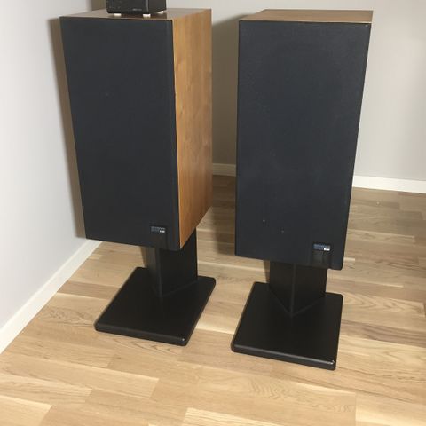 KEF Reference 103.3 høytalere