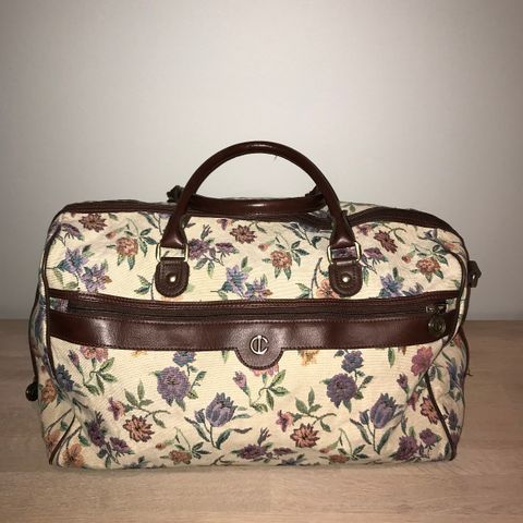 Stilig Vintage Carlton weekendbag - kom med bud