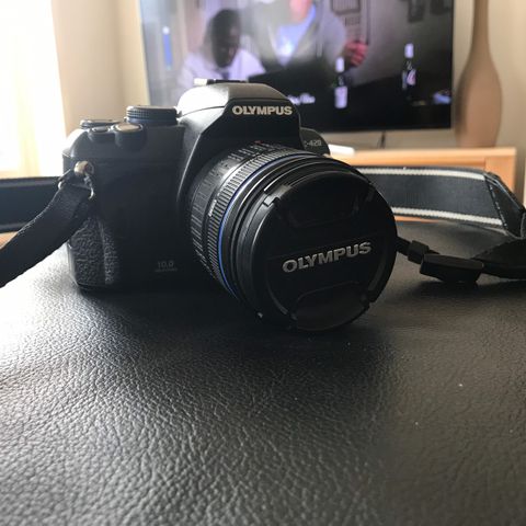 OLYMPUS E-420 kamera