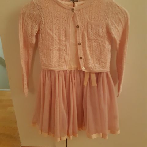 Nydelig kjole med kort strikkejakke til jente str 128