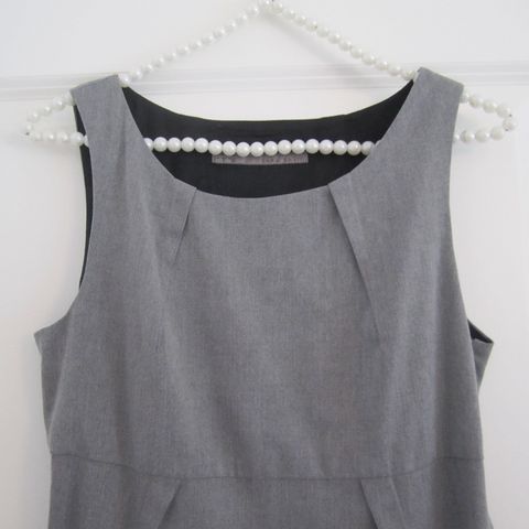 Zara kjole m/ splitt