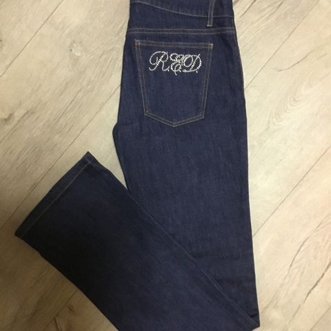 Red Valentino Jeans LV: 78 cm Size 28 Ny