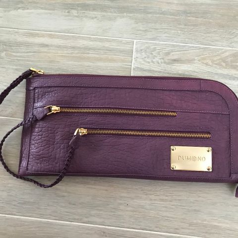 Dumond skinn clutch veske i lekker lilla