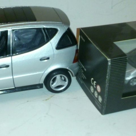 Mercedes A-class  1:18