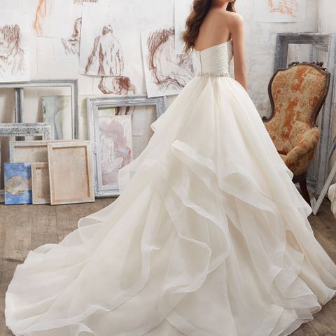 Mori Lee 5504 brudekjole.