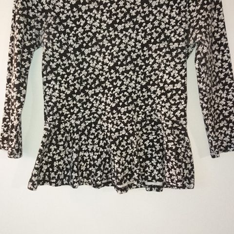 Peplum topp fra bikbok str M