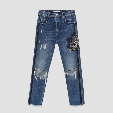 Ny. Superkul jeans med broderi blonder