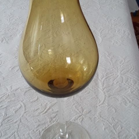 Vase ,gult glass,  retro