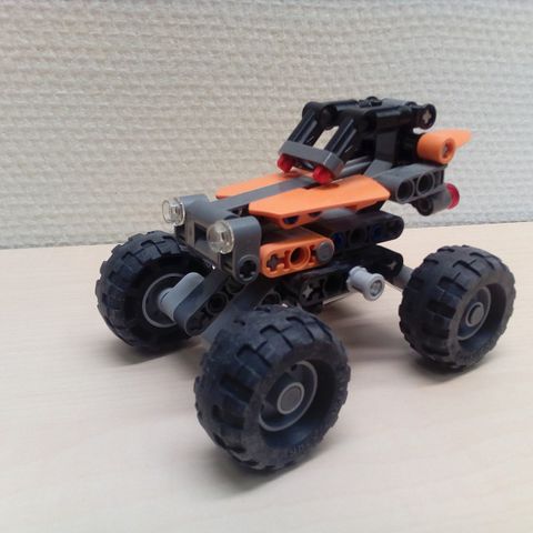 Mini Off-Roader (42001) fra Lego Technic