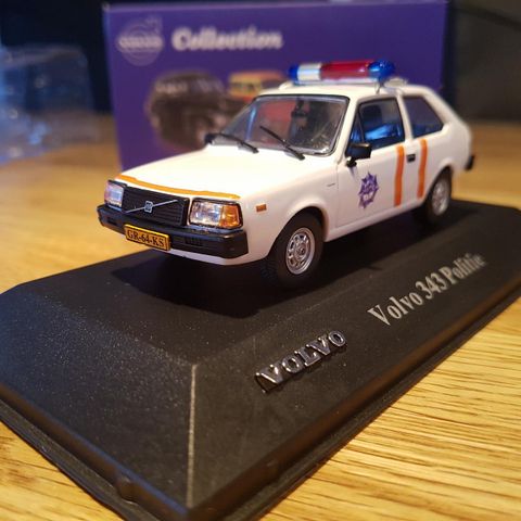 Volvo 343 Politi   1976 mod.  Atlas Collections