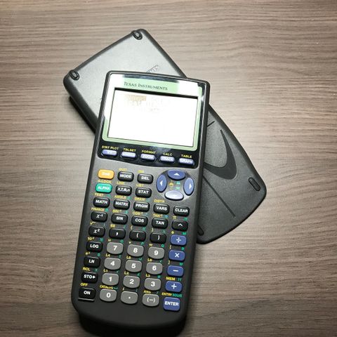 Texas Instruments TI-83 kalkulator