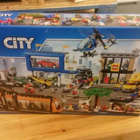 Lego city square 60097