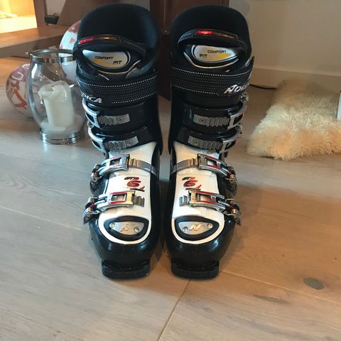 SKI Shoes - woman 39/40