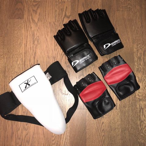 MMA/Kickboxing set. Tilstand som ny.