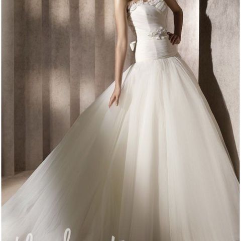 Brudekjole small Pronovias  Barbados Chiffon skjørt. Str36