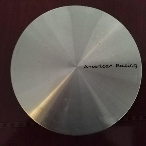 American  Racing senter kapsel