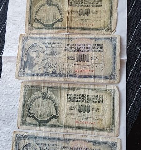Jugoslaviske sedler (dinarer).