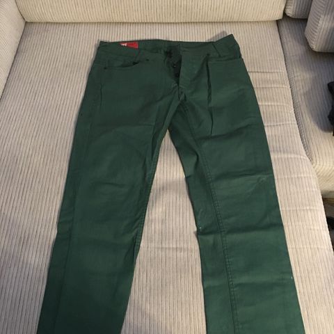 Grønne jeans Str 32.