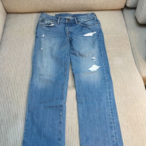 Tøffe Abercrombie & Fitch jeans str 32/30. Lite og pent brukt