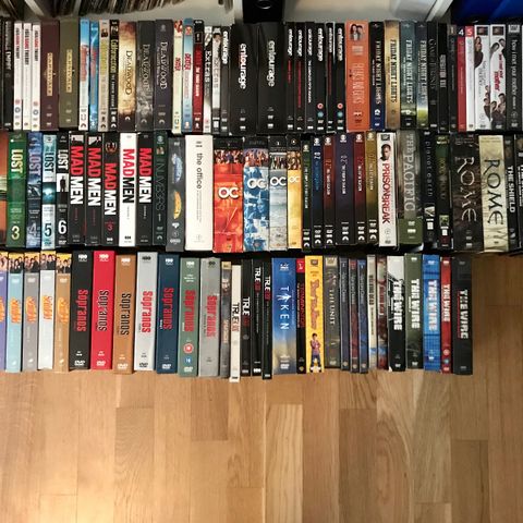 120 DVD-sesonger av ulike serier selges