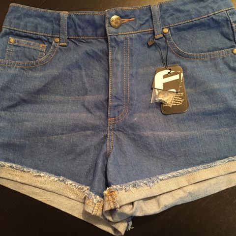 NY shorts (str M)