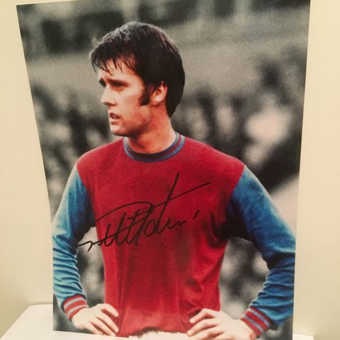 West Ham United - stort 30x40 cm stort signert Geoff Hurst signert fotografi