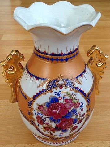 Nydelig kinesisk vase selges billig