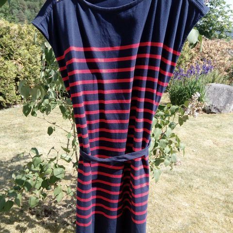 Nydelig Tommy Hilfiger sommerkjole str L/XL, kjole