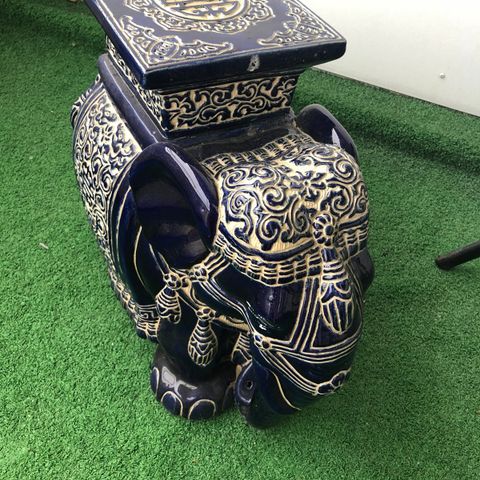 Elefant -Elefantstatue / hagestatue/ oriental elephant garden stool