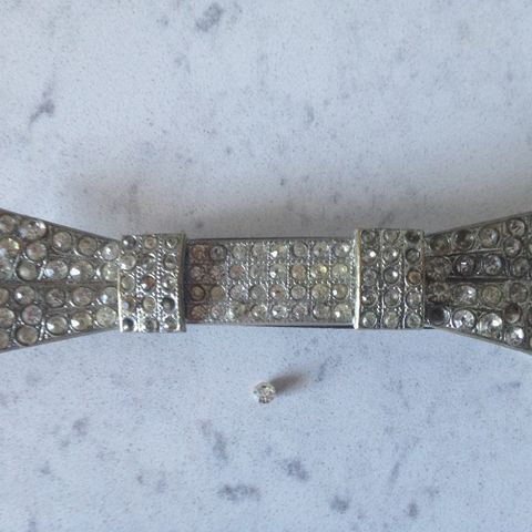 Vintage 1930s? Bowtie Clip-On Brooch