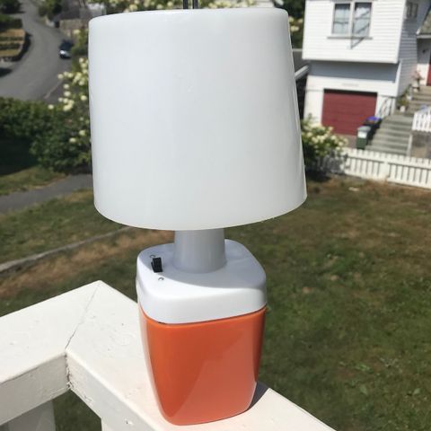 Retro / Vintage Camping lampe / lykt -på batteri.