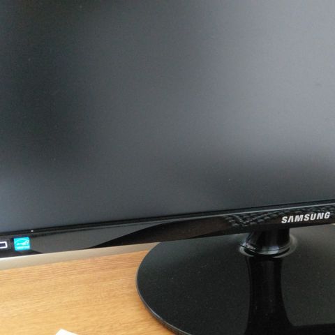 Samsung LED PC skjerm 22"