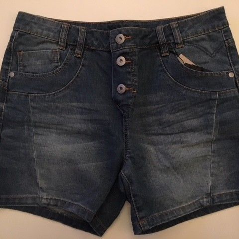 Denim shorts fra Vila - helt ny og ubrukt