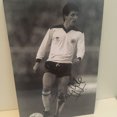 Fulham FC - Tony Gale autentisk signert A4-fotografi med COA