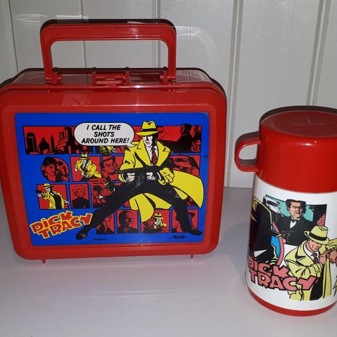 VINTAGE DICK TRACY LUNCH BOX & THERMOS.