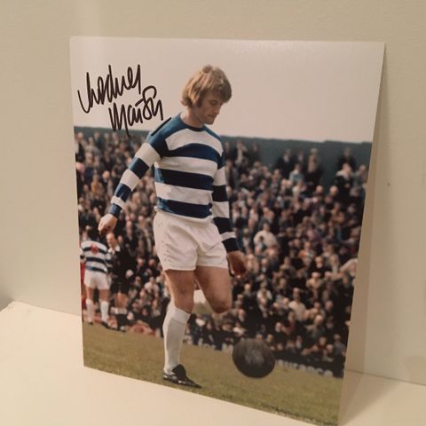 Queens Park Rangers - Rodney Marsh autentisk signert 20x25 cm fotografi