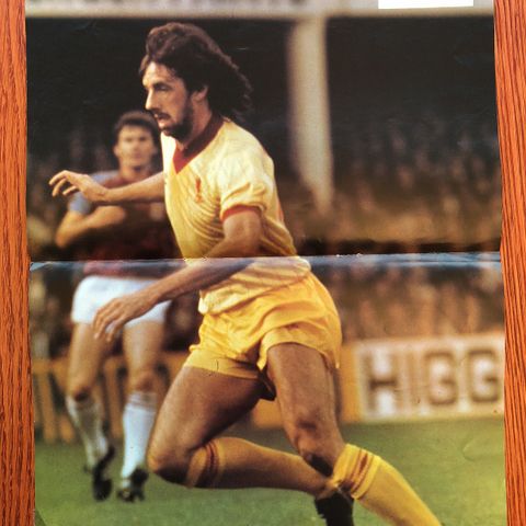 Mark Lawrenson Liverpool FC brukt poster fra Boing 80-tallet