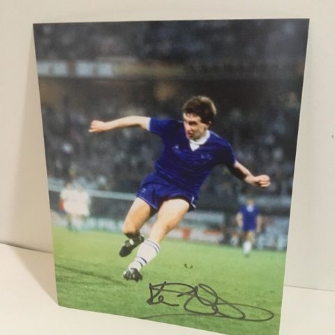 Everton - flott signert Kevin Sheedy fotografi - med COA/ektehetsbevis