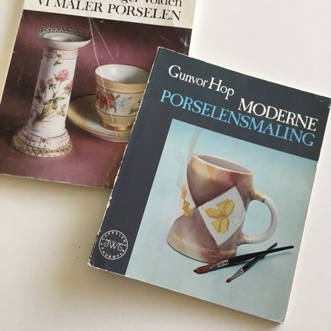 Porselensmaling, to bøker