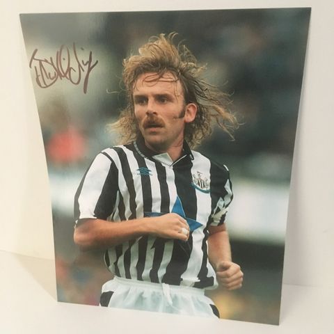 Newcastle United - Brian Kilcline autentisk signert 25x20 cm fotografi