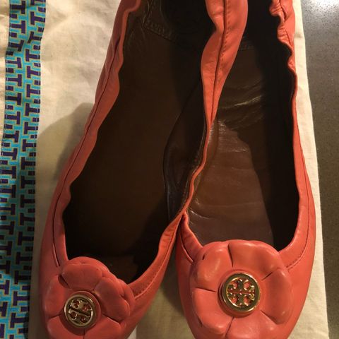 Sko Tory Burch 39,5 (men små i str, kan passe til 39 brukere)