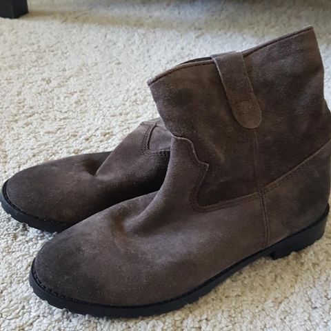 Boots/korte støvler str 38